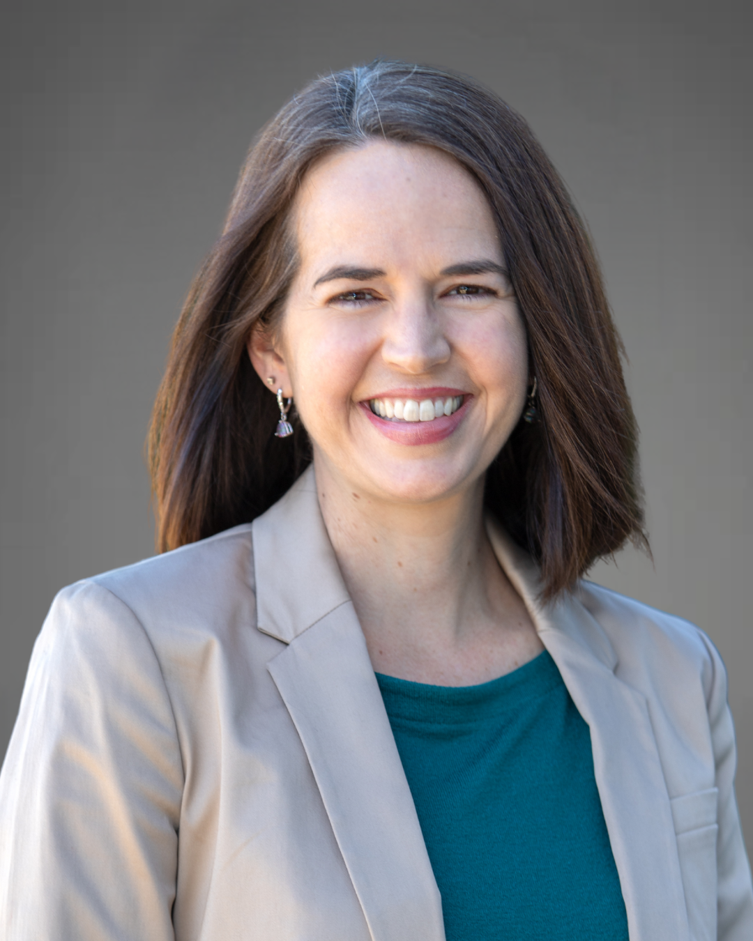 Leslie Crews, PhD